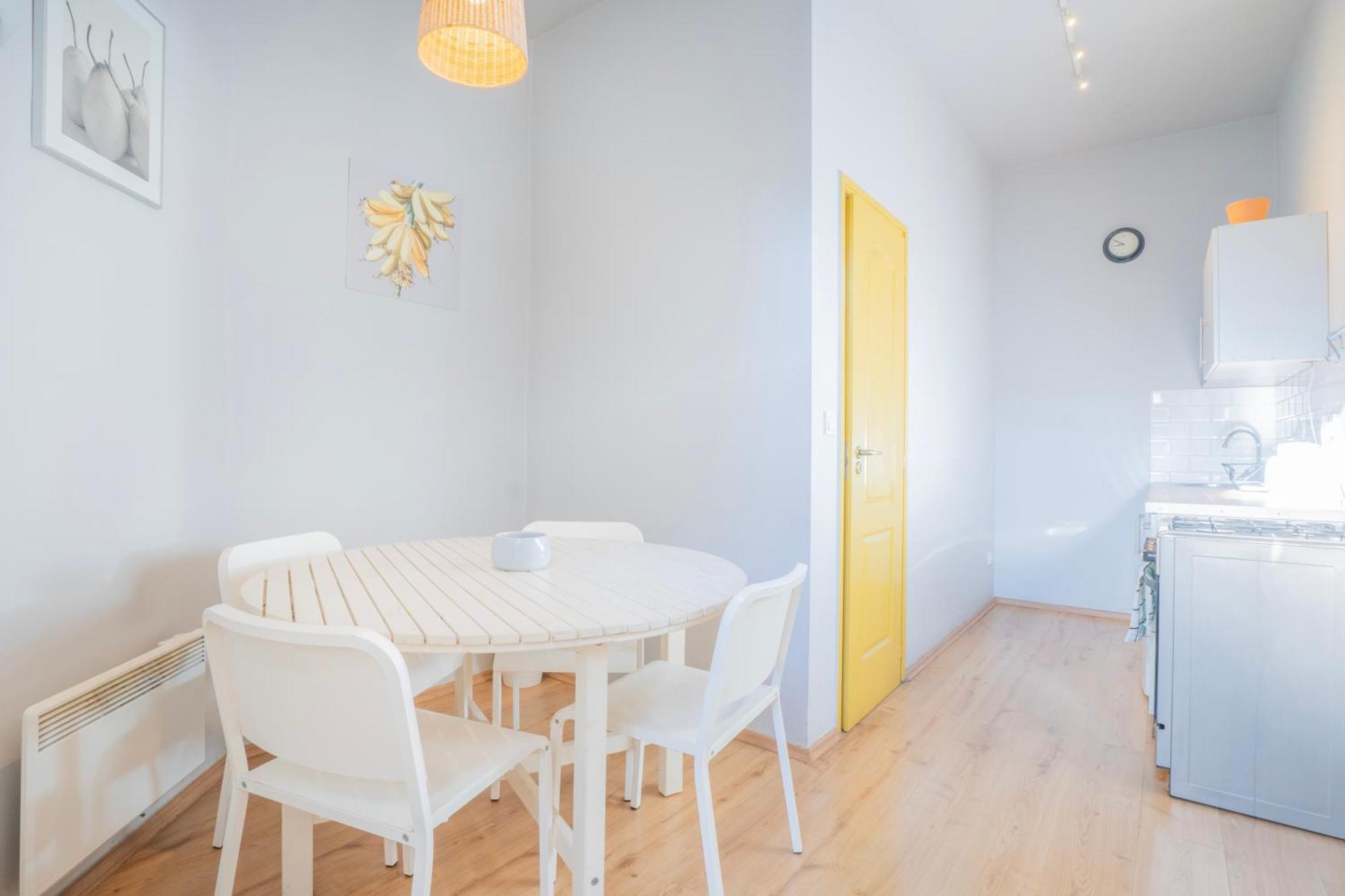 Klau10 Studio Apartment In Party District. Budapest Luaran gambar