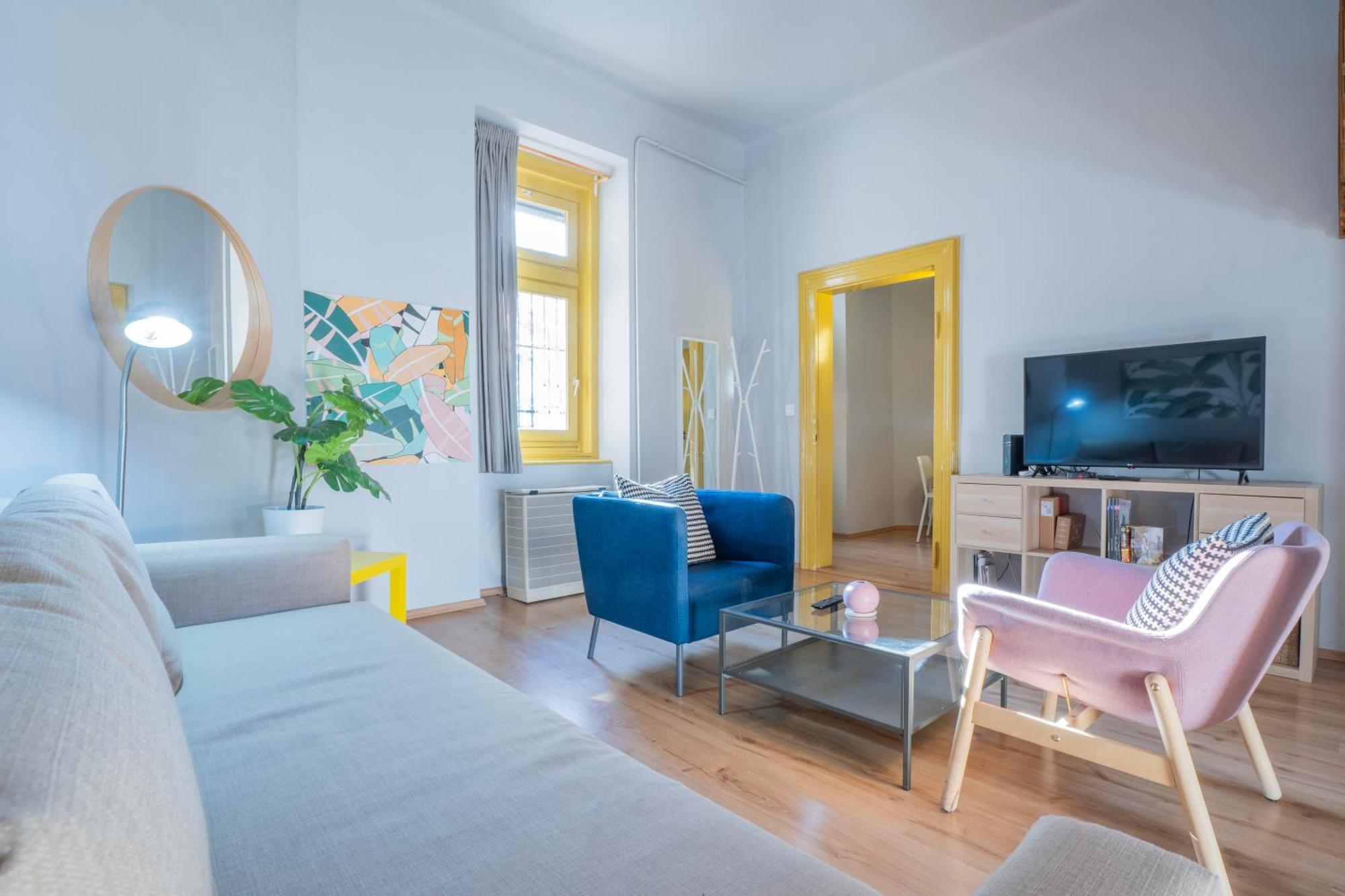 Klau10 Studio Apartment In Party District. Budapest Luaran gambar
