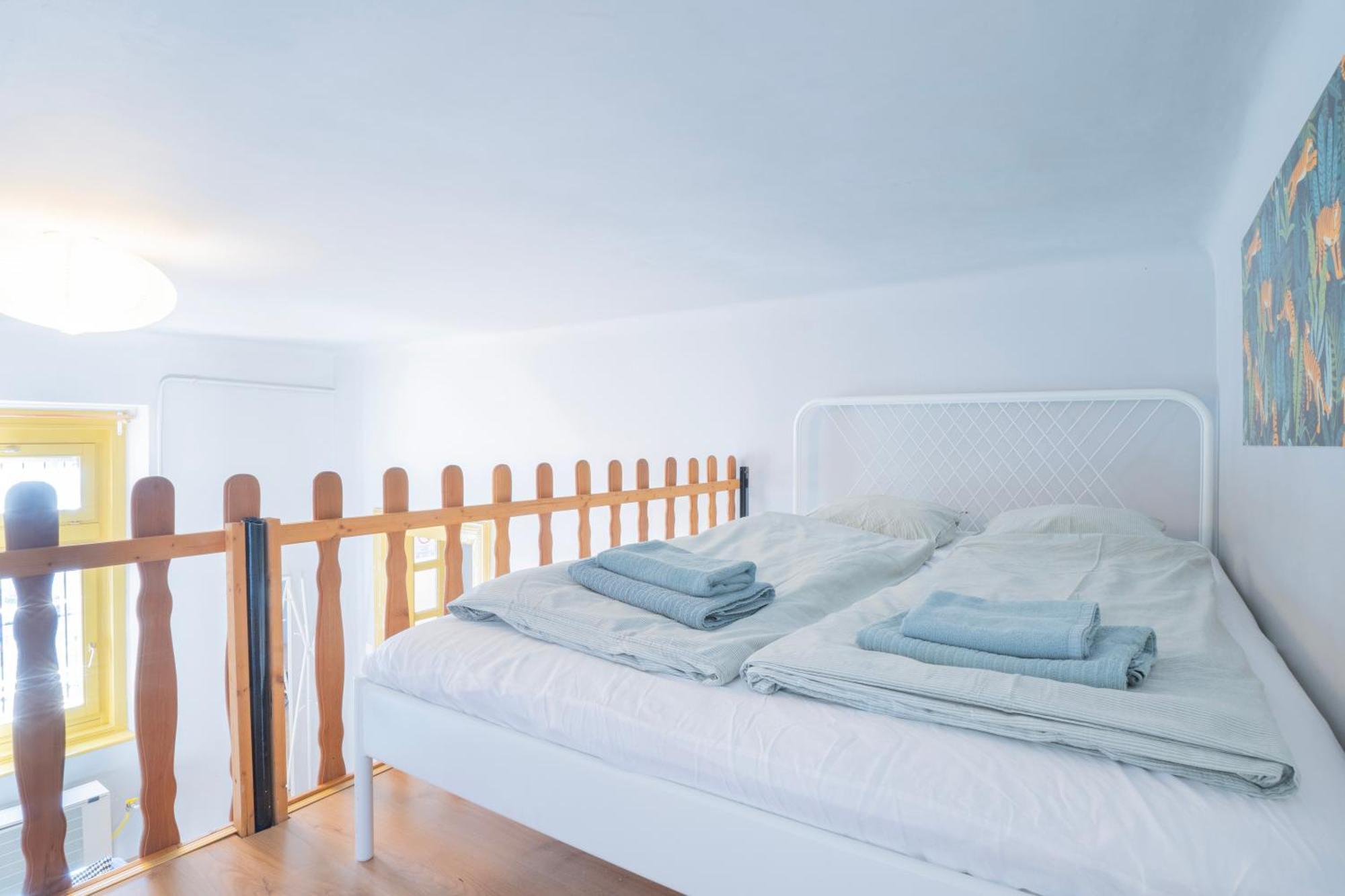 Klau10 Studio Apartment In Party District. Budapest Luaran gambar